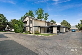 7084 W Colehaven Ln, Boise, ID 83704