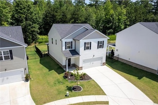 470 Shasta Ct, Hoschton, GA 30548