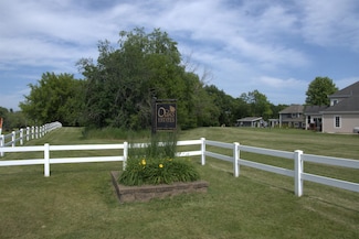 2288 Glen Oaks Cir, Cottage Grove, WI 53527