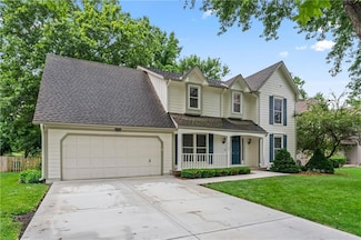 16362 W Briarwood Ct, Olathe, KS 66062