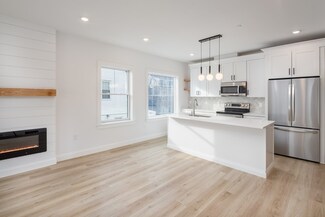 5 Oakhurst St Unit 2, Boston, MA 02124