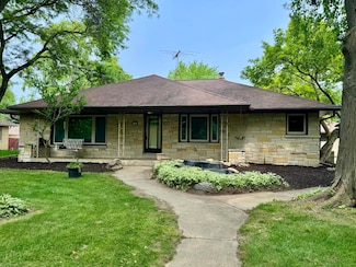 7720 W Honey Creek Pkwy, Milwaukee, WI 53219