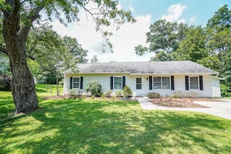 1550 E Meadowbrook Dr, Loveland, OH 45140