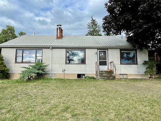 921 11th St E, Polson, MT 59860