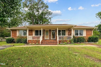 1903 Riverside Blvd, Lumberton, NC 28358