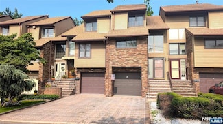 37 Ross Rd, Wallington, NJ 07057