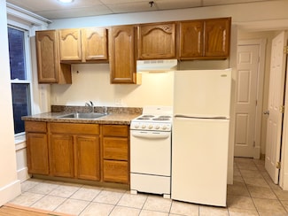 696 Main St Unit B2, Middletown, CT 06457