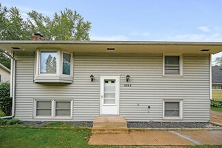 2360 Bush Ave E, Saint Paul, MN 55119