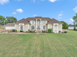 1011 Robertson Rd, Gallatin, TN 37066