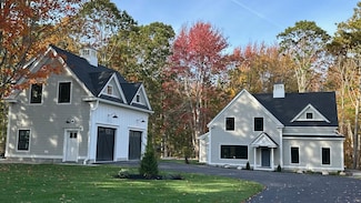 142 Main St Unit 1&2, Kennebunkport, ME 04046