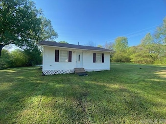 217 W 15th St, Hope, AR 71801