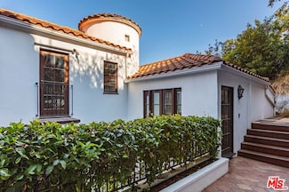 1467 N Kings Rd, West Hollywood, CA 90069