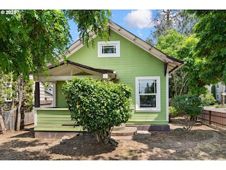 5734 SE 84th Ave, Portland, OR 97266