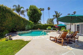 19842 Santa Rita St, Woodland Hills, CA 91364