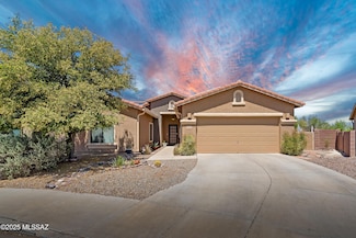 8321 N Crested Quail Dr, Tucson, AZ 85743