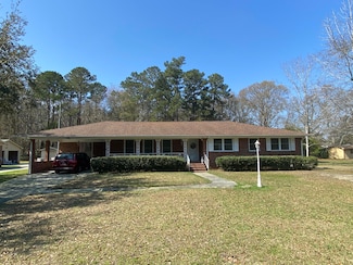 76 Brock St, Georgetown, SC 29440