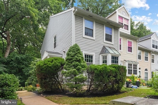 13529 Ambassador Dr, Germantown, MD 20874