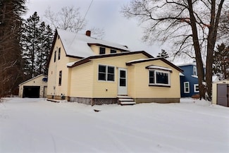 105 N Metonga Ave, Crandon, WI 54520
