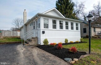 121 Cove Rd, Mantua, NJ 08051