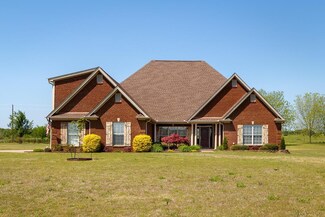 246 Mallard Lake Dr, Killen, AL 35645
