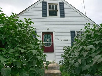 2411 S Poplar St, Vallonia, IN 47281
