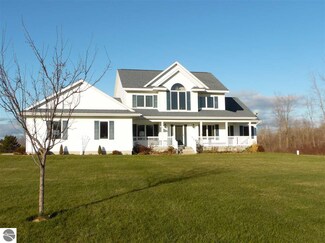 4665 W Bessinger Rd, Au Gres, MI 48703