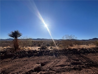 Lot 3 Dilcon Rd, Golden Valley, AZ 86413