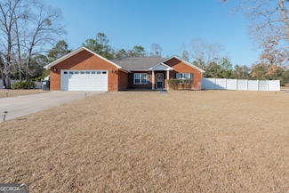 164 Glynn Ct, Hinesville, GA 31313