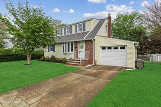 46 Mead Ave, Freehold, NJ 07728