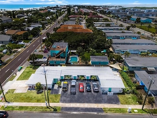 402 S Orlando Ave, Cocoa Beach, FL 32931