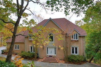 5105 Jett Forest Trail NW, Atlanta, GA 30327