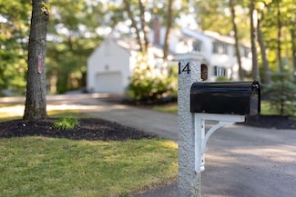 14 Briarwood Cir, North Easton, MA 02356