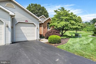 1408 Red Maple Ct, New Cumberland, PA 17070