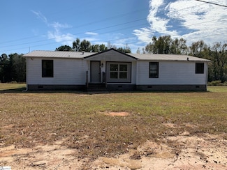 3079 Lakeview Dr, Laurens, SC 29360