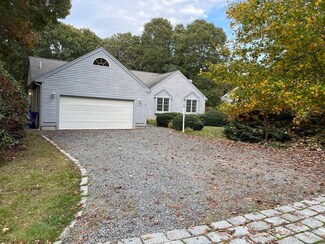 31 Noreast Dr, Sagamore Beach, MA 02562
