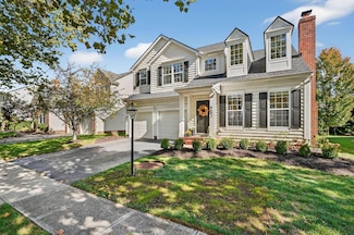 5692 Sugarwood Dr, New Albany, OH 43054