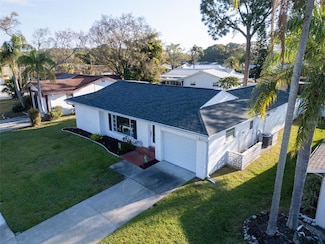 811 Helmsman Way, Palm Harbor, FL 34685
