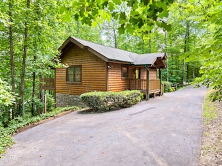 3123 Happy Hollow Rd, Sevierville, TN 37862