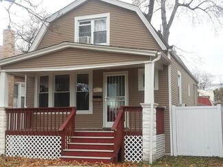 3321 W 61st St, Chicago, IL 60629
