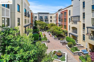 438 W Grand Ave Unit 627, Oakland, CA 94612