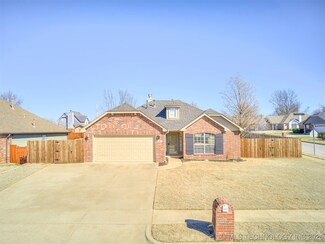5327 Barr Dr, Sand Springs, OK 74063