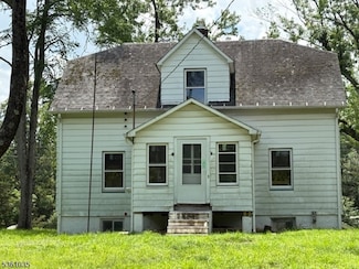 12 Kline Blvd, Whitehouse Station, NJ 08889