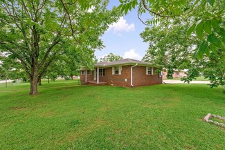 1116 S Alice St, Dothan, AL 36301