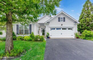 19 Balmoral Dr, Jackson, NJ 08527