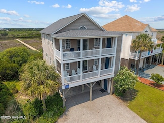 3725 Island Dr, North Topsail Beach, NC 28460