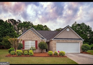 964 Village View Cir, Loganville, GA 30052