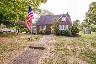 427 Eastwood Ln, Greensburg, PA 15601