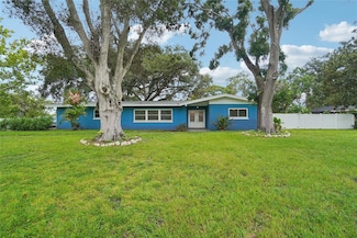1712 Robin Hood Ln, Clearwater, FL 33764