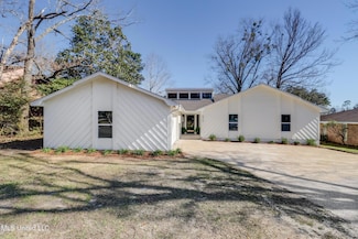 6828 Hilo St, Diamondhead, MS 39525