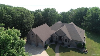 7515 Lake Bluff 19 4 Rd, Gladstone, MI 49837